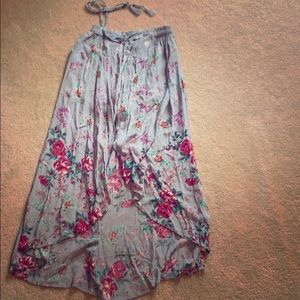 Boutique blue floral shorts/skirt size small